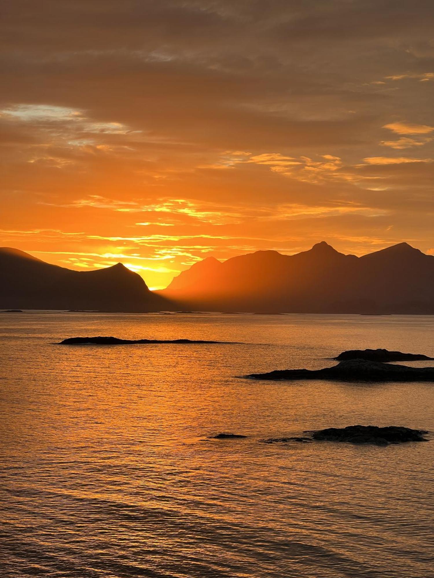 Henningsvaer Lofoten New Apartment מראה חיצוני תמונה